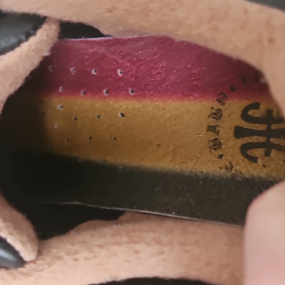 L.A.M.B. Gwen Stefani Y2K Rolling In Cashmere Black Shoes 7.5 Royal Elastics EUC - Picture 12 of 14